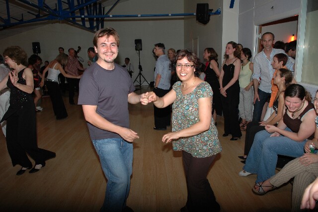 min 2008 06 28 aupra dance 106